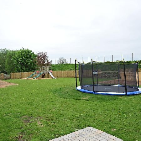 ホテル The Warwick Arms Chew Magna エクステリア 写真
