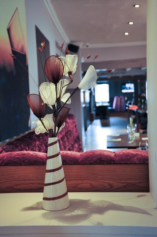 ホテル The Warwick Arms Chew Magna エクステリア 写真