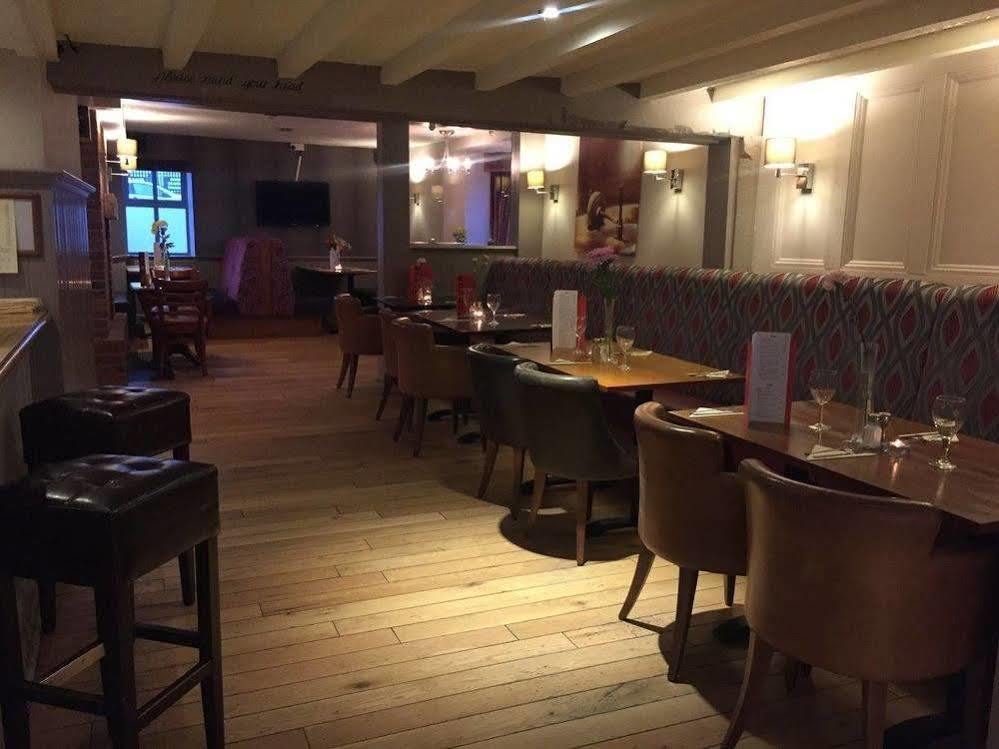 ホテル The Warwick Arms Chew Magna エクステリア 写真
